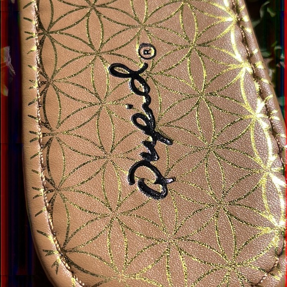 Qupid Sandals NWT - Picture 2 of 4